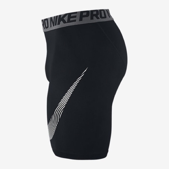 Nike - Picture 9 of 10